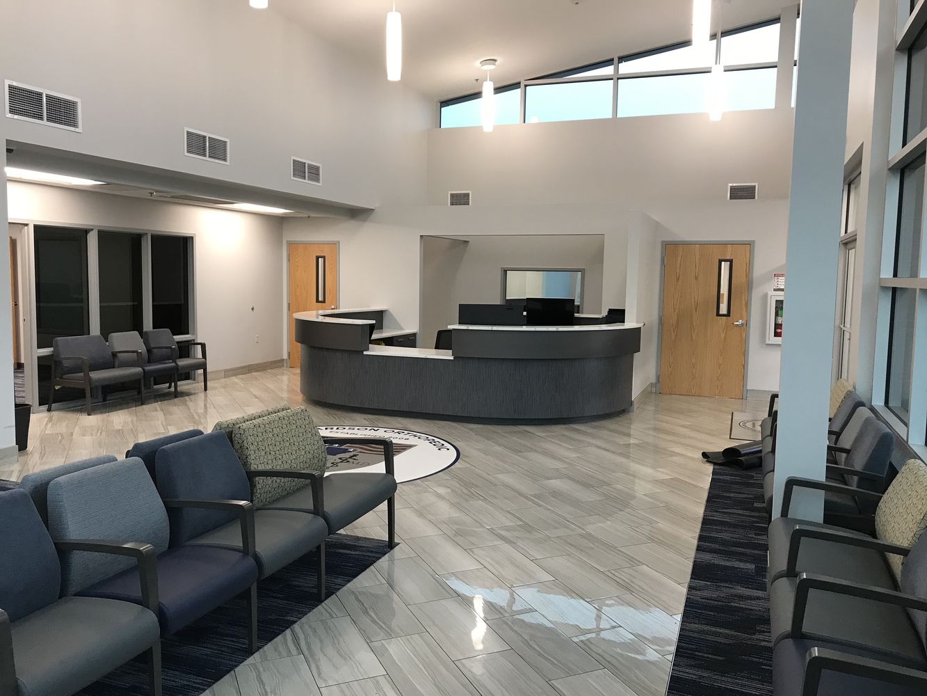 Medical Clinic / Surgery Center: 1507 Linwood Dr, Paragould, AR 72450